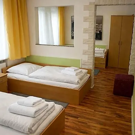 Otel Nuernberg-fuerth 2*